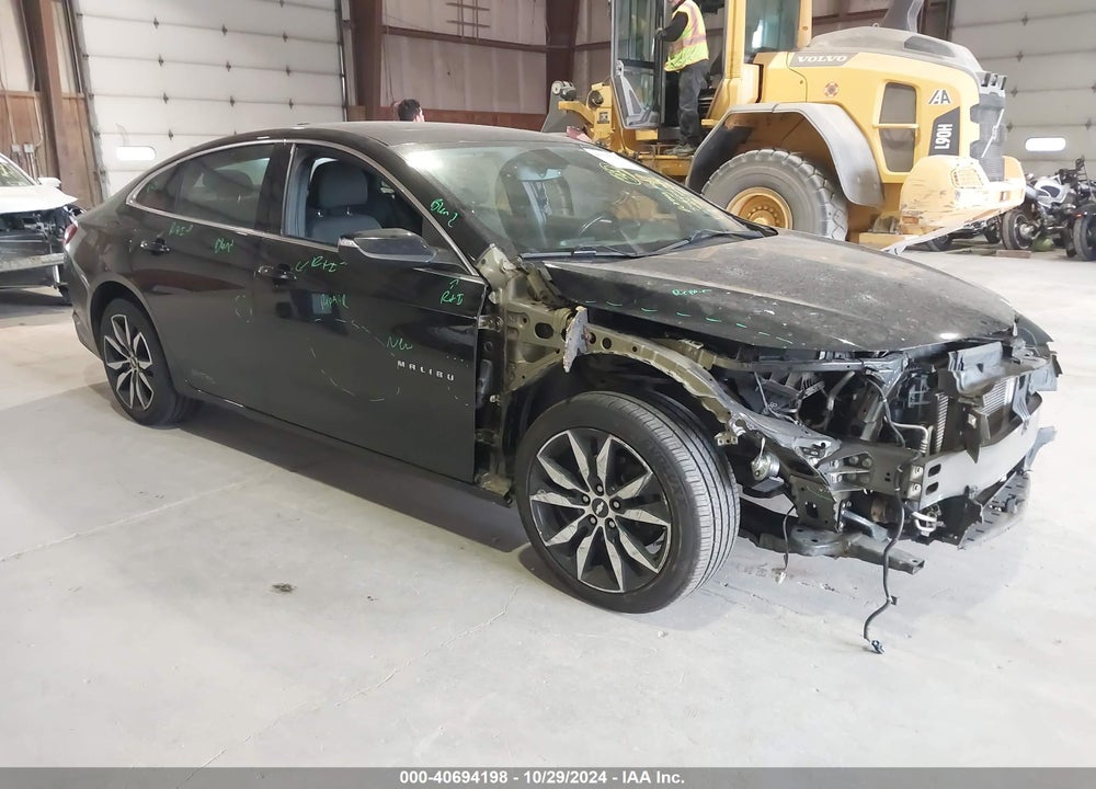 2018 CHEVROLET MALIBU LT VIN: 1G1ZD5ST4JF288998