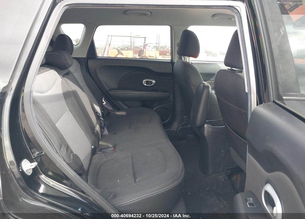 2017 KIA SOUL VIN: KNDJP3A50H7411364