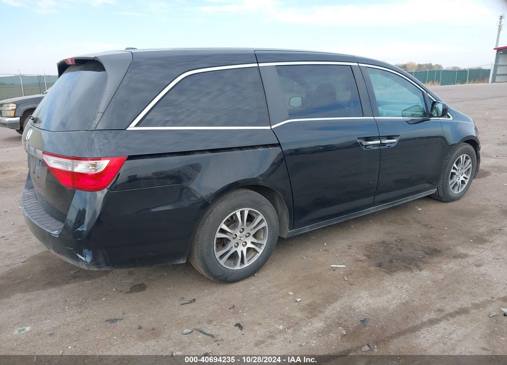 2011 HONDA ODYSSEY EX-L VIN: 5FNRL5H68BB011272