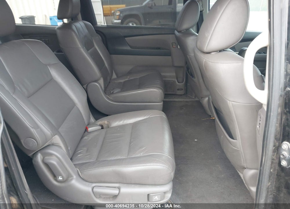 2011 HONDA ODYSSEY EX-L VIN: 5FNRL5H68BB011272