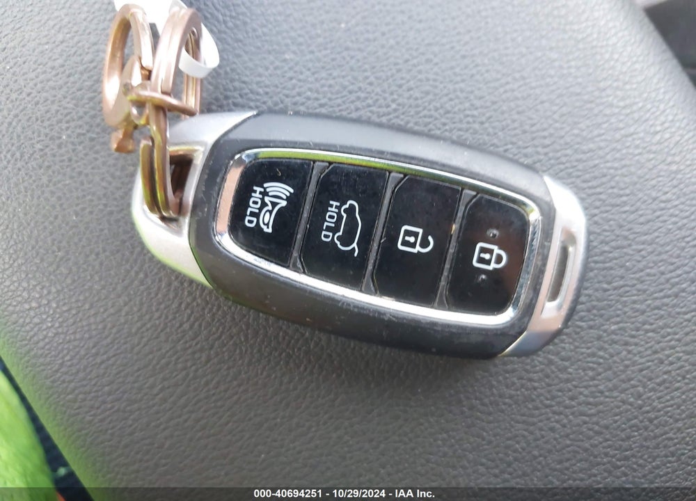 2019 HYUNDAI KONA SEL VIN: KM8K6CAA6KU365273