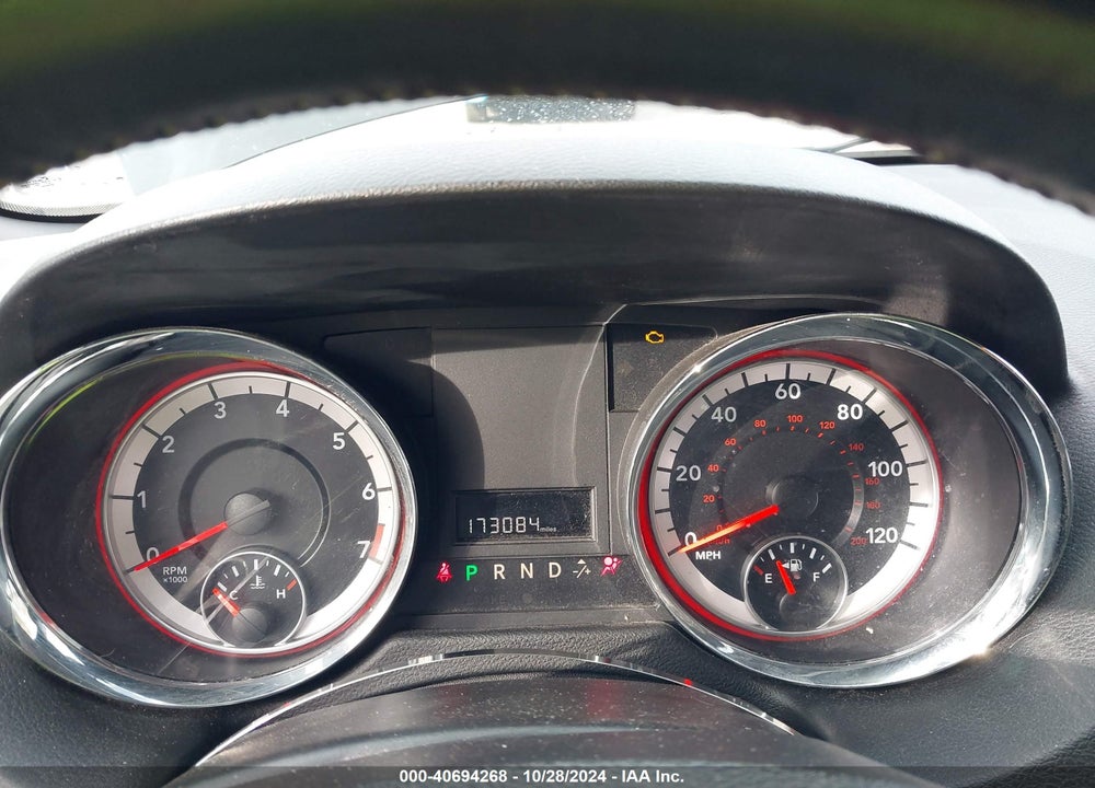 2018 DODGE GRAND CARAVAN SXT VIN: 2C4RDGCG8JR265026