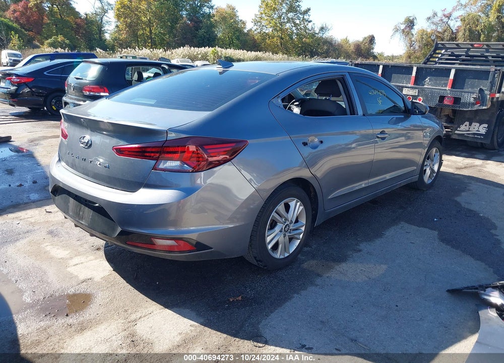 2019 HYUNDAI ELANTRA SEL VIN: KMHD84LF2KU830715