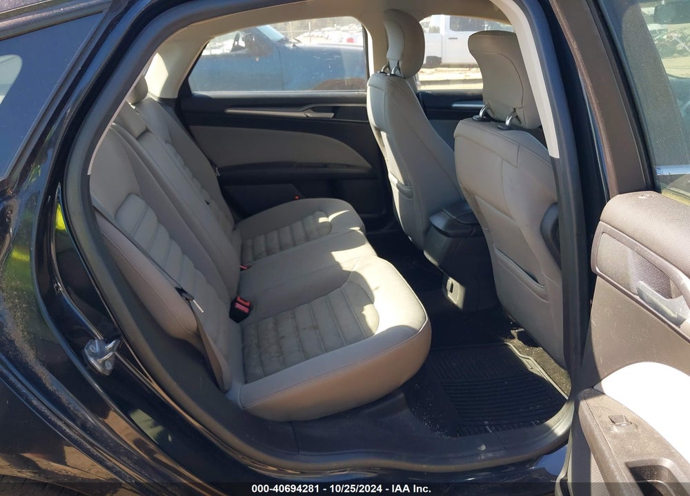 2014 FORD FUSION S VIN: 3FA6P0G78ER360199