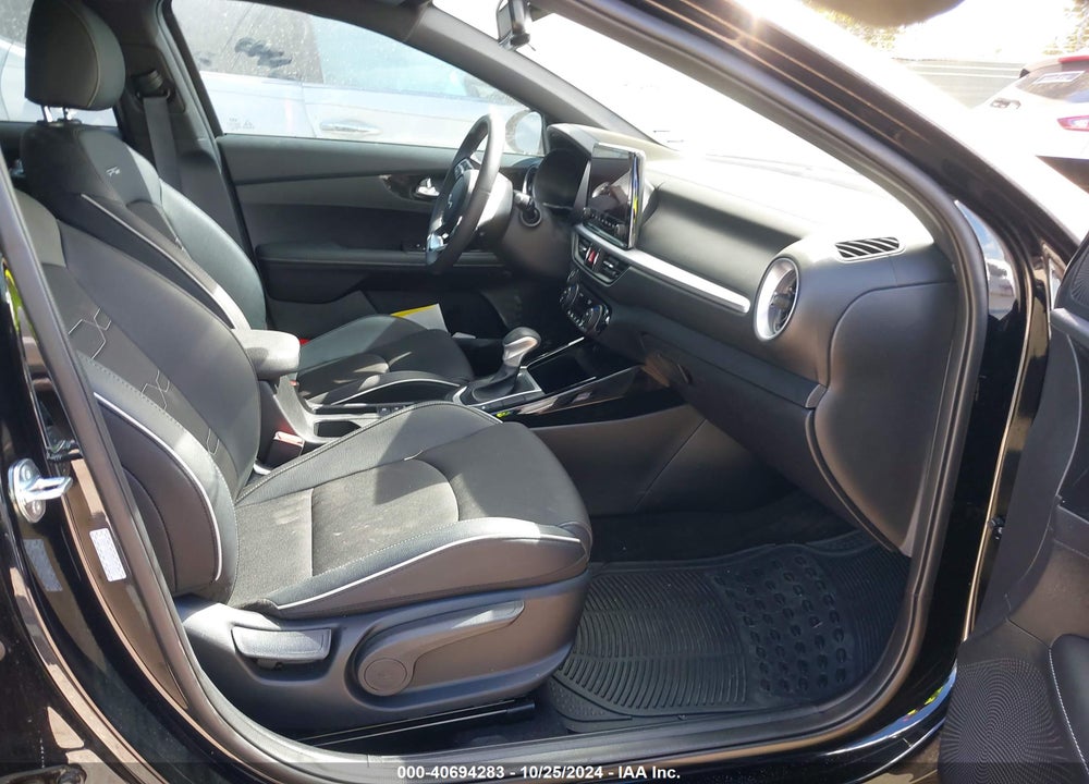 2024 KIA FORTE GT LINE VIN: 3KPF54AD7RE829317
