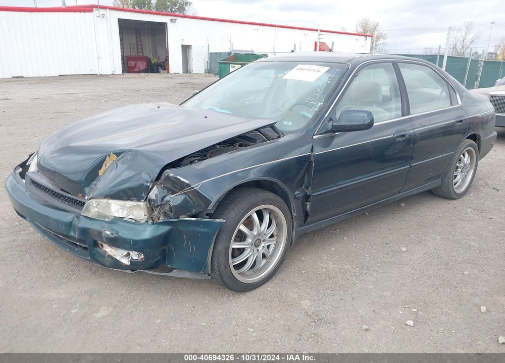 1997 HONDA ACCORD EX VIN: 1HGCD5655VA139772