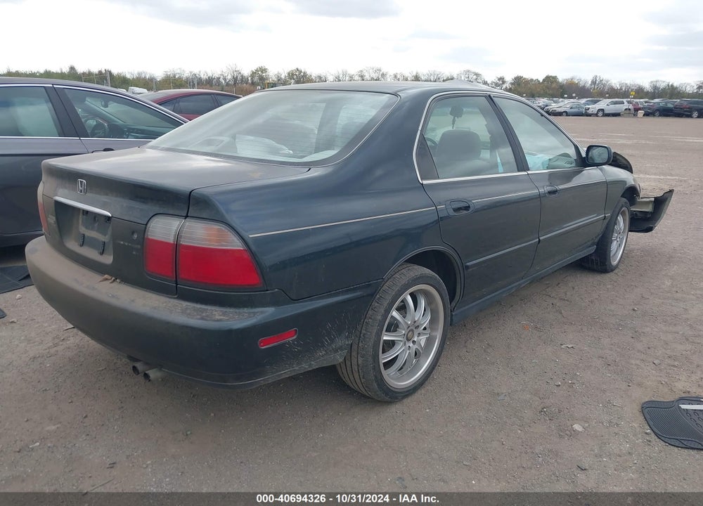 1997 HONDA ACCORD EX VIN: 1HGCD5655VA139772