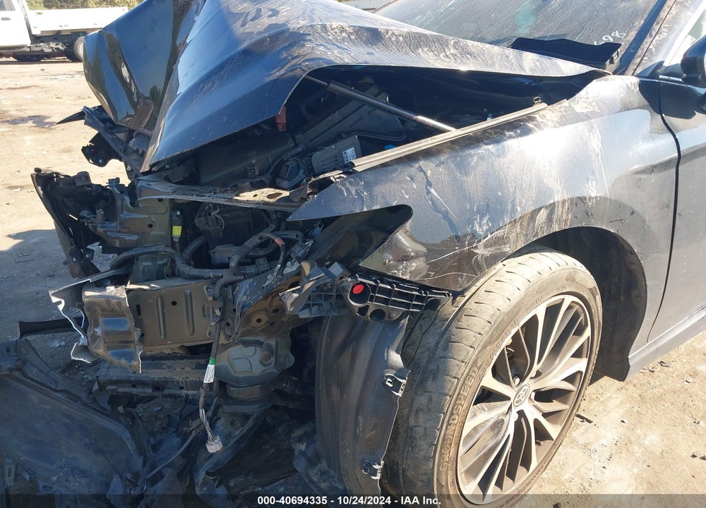 2020 TOYOTA CAMRY SE VIN: 4T1G11AK4LU392698