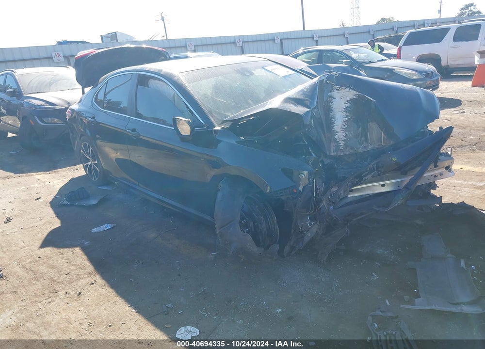 2020 TOYOTA CAMRY SE VIN: 4T1G11AK4LU392698