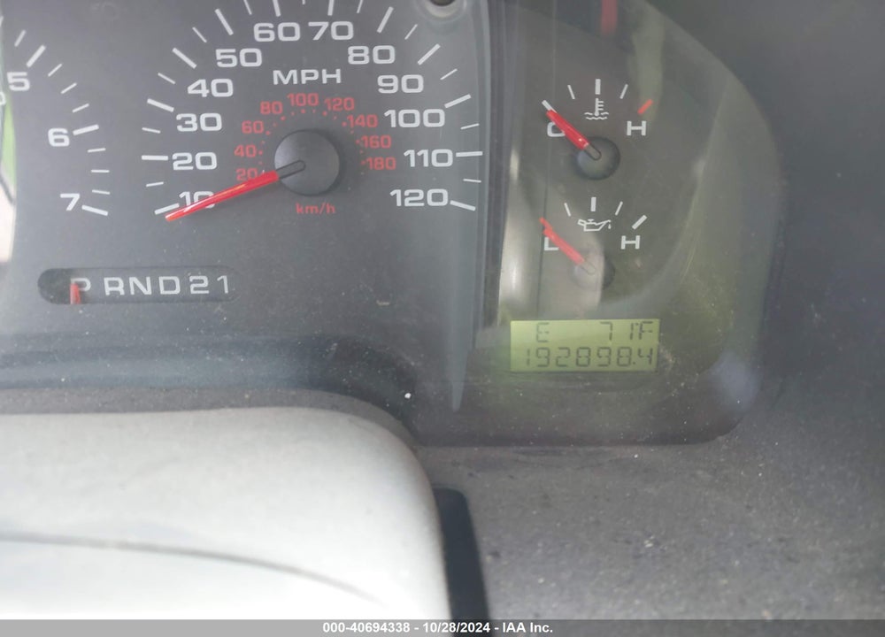 2006 FORD F-150 STX/XL/XLT VIN: 1FTRX12W36FB66190
