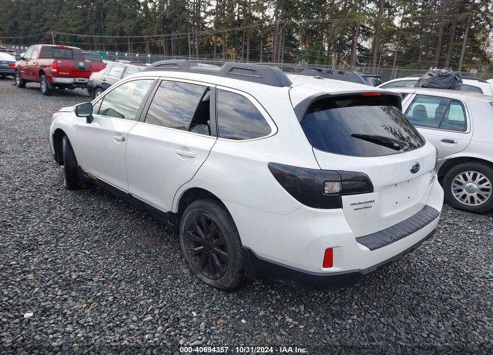 2015 SUBARU OUTBACK 2.5I LIMITED VIN: 4S4BSAJC9F3241639