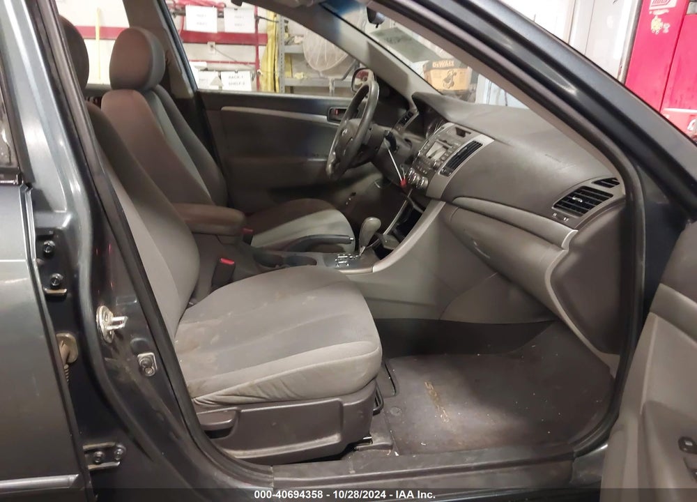 2009 HYUNDAI SONATA GLS VIN: 5NPET46C09H552443