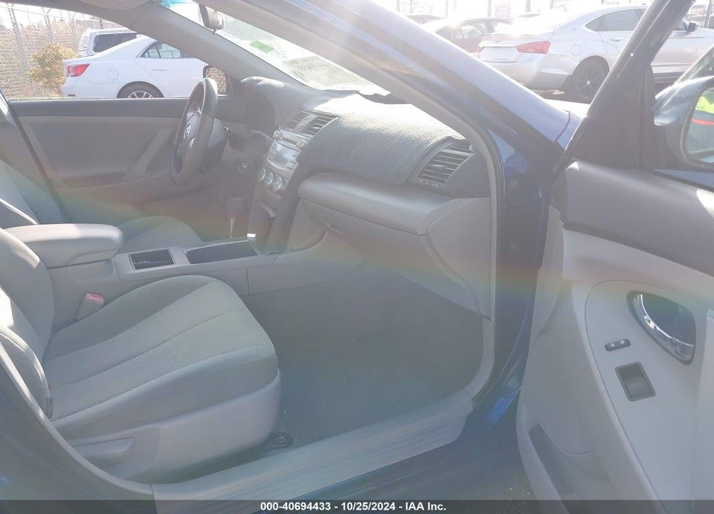 2008 TOYOTA CAMRY LE VIN: 4T4BE46K88R044280