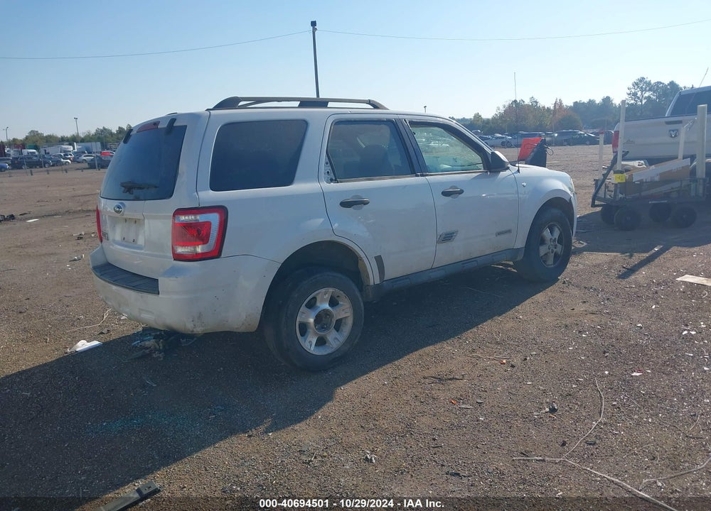 2008 FORD ESCAPE XLT VIN: 1FMCU03198KB48052