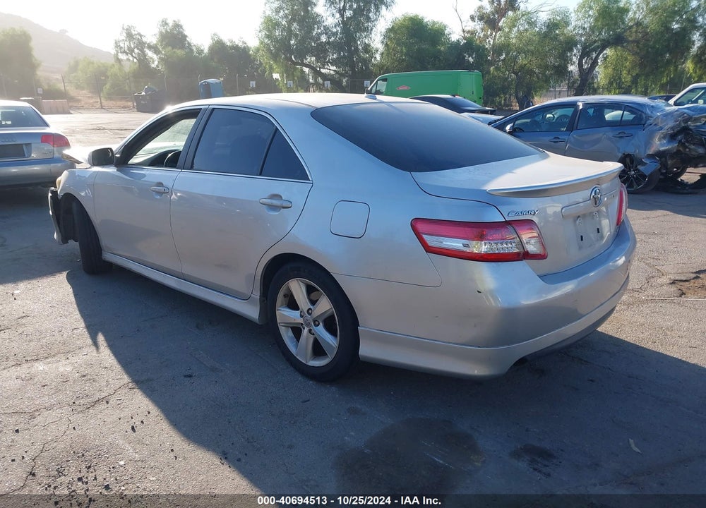 2011 TOYOTA CAMRY SE VIN: 4T1BF3EK3BU218573