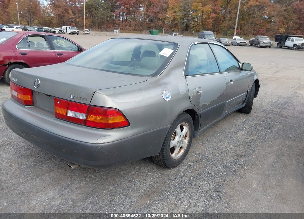 1997 LEXUS ES 300 300 VIN: JT8BF22G8V000320