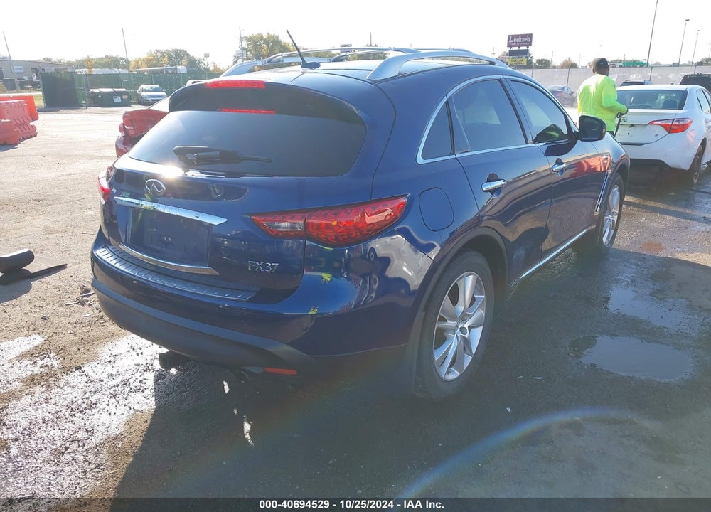 2013 INFINITI FX37 VIN: JN8CS1MW7DM171021