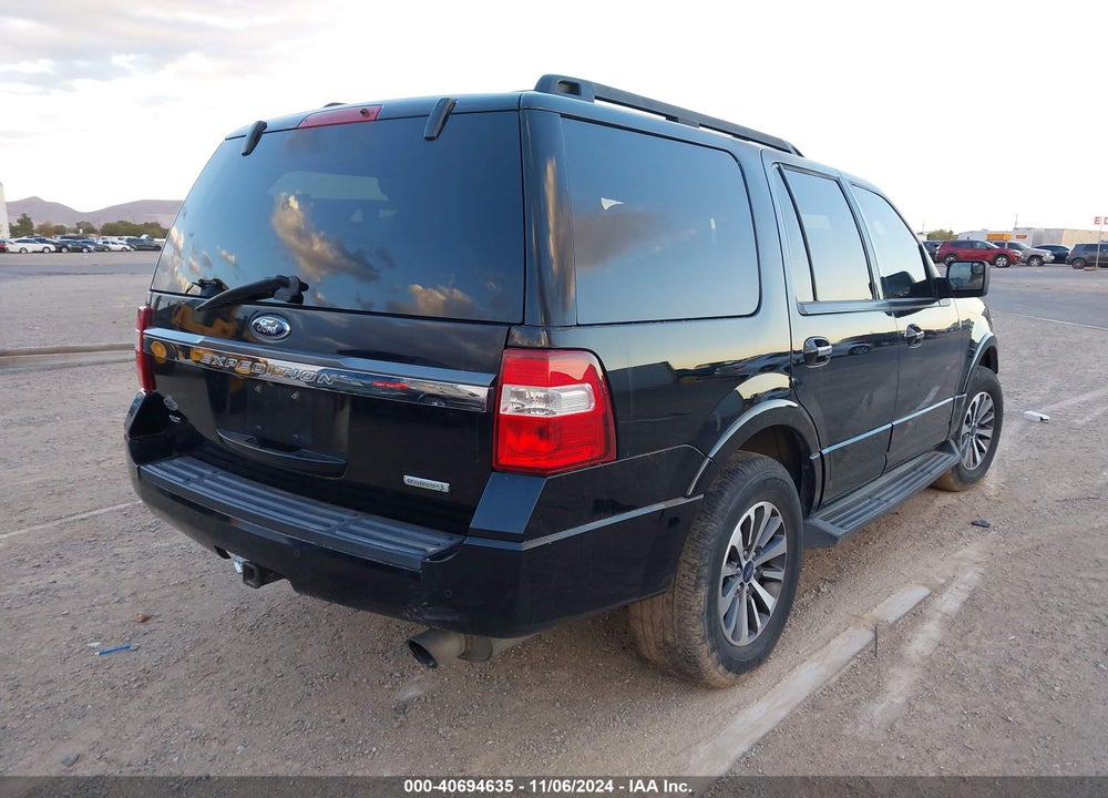 2016 FORD EXPEDITION XLT VIN: 1FMJU1JT0GEF03527
