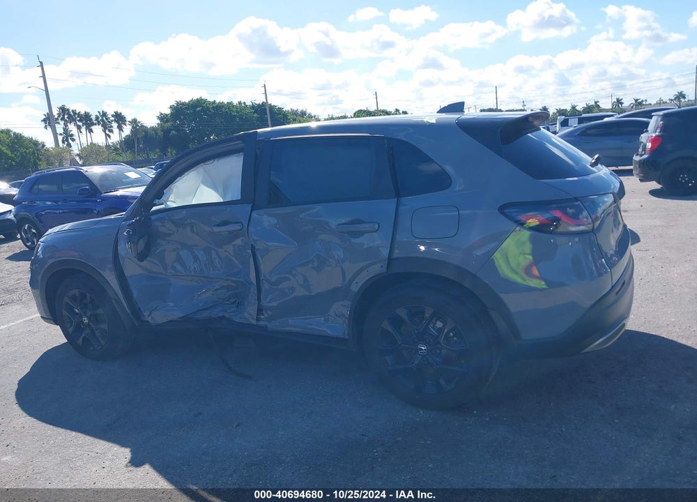 2024 HONDA HR-V 2WD SPORT/2WD SPORT W/O BSI VIN: 3CZRZ1H52RM743217