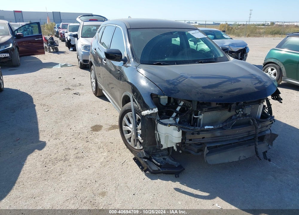 2018 NISSAN ROGUE S VIN: 5N1AT2MT1JC709026