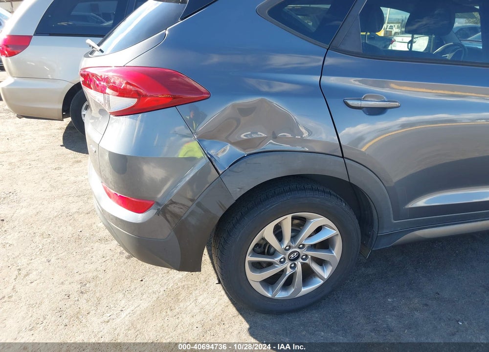2016 HYUNDAI TUCSON SE VIN: KM8J3CA40GU179461