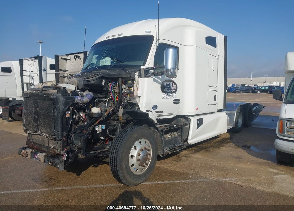 2018 KENWORTH T680 VIN: 1XKYDP9X8JJ180909
