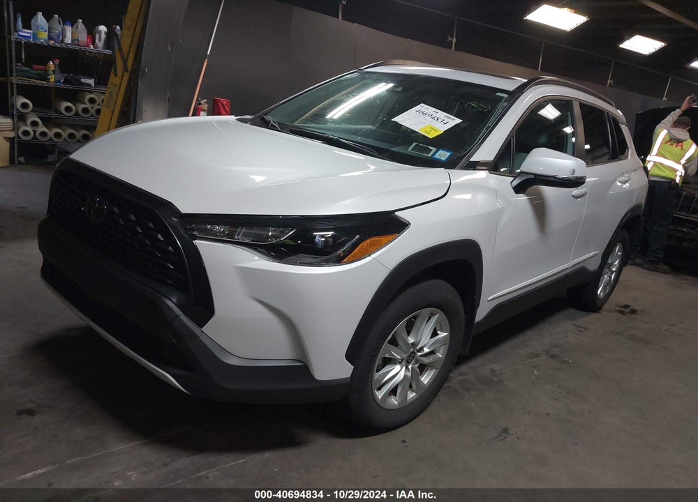 2022 TOYOTA COROLLA CROSS LE VIN: 7MUBAABGXNV007182