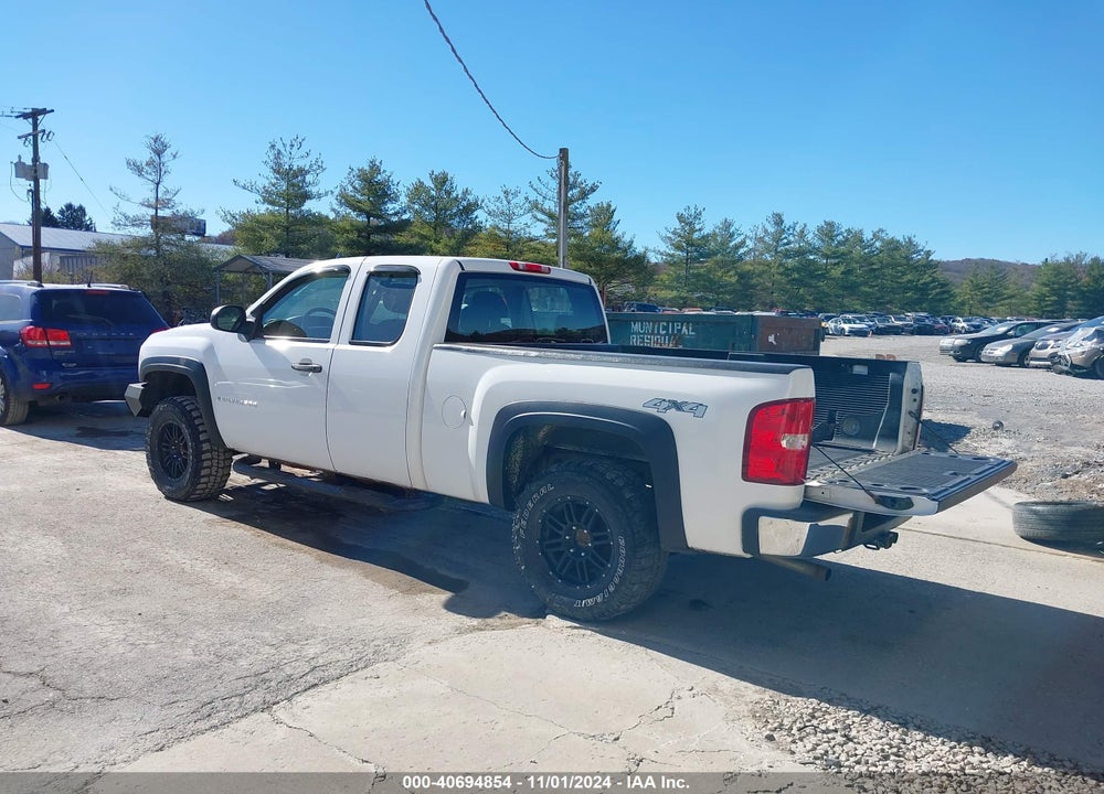 2008 CHEVROLET SILVERADO 1500 WORK TRUCK VIN: 1GCEK19J28Z121296