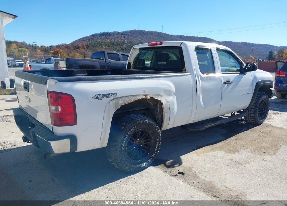 2008 CHEVROLET SILVERADO 1500 WORK TRUCK VIN: 1GCEK19J28Z121296