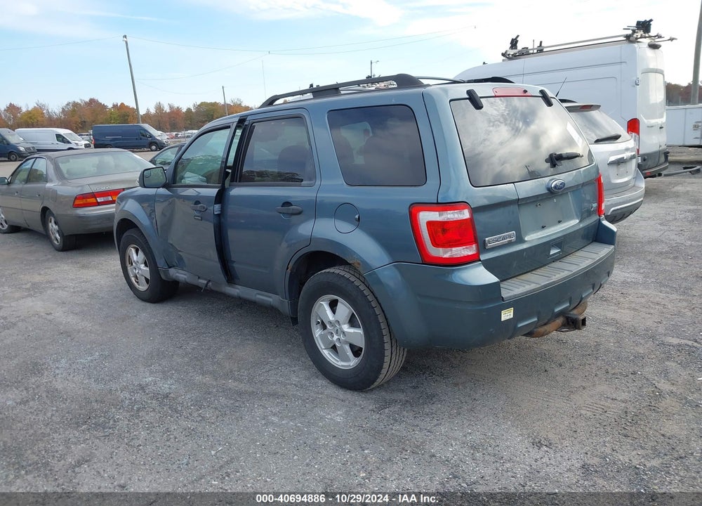 2010 FORD ESCAPE XLT VIN: 1FMCU9DG7AKB27732