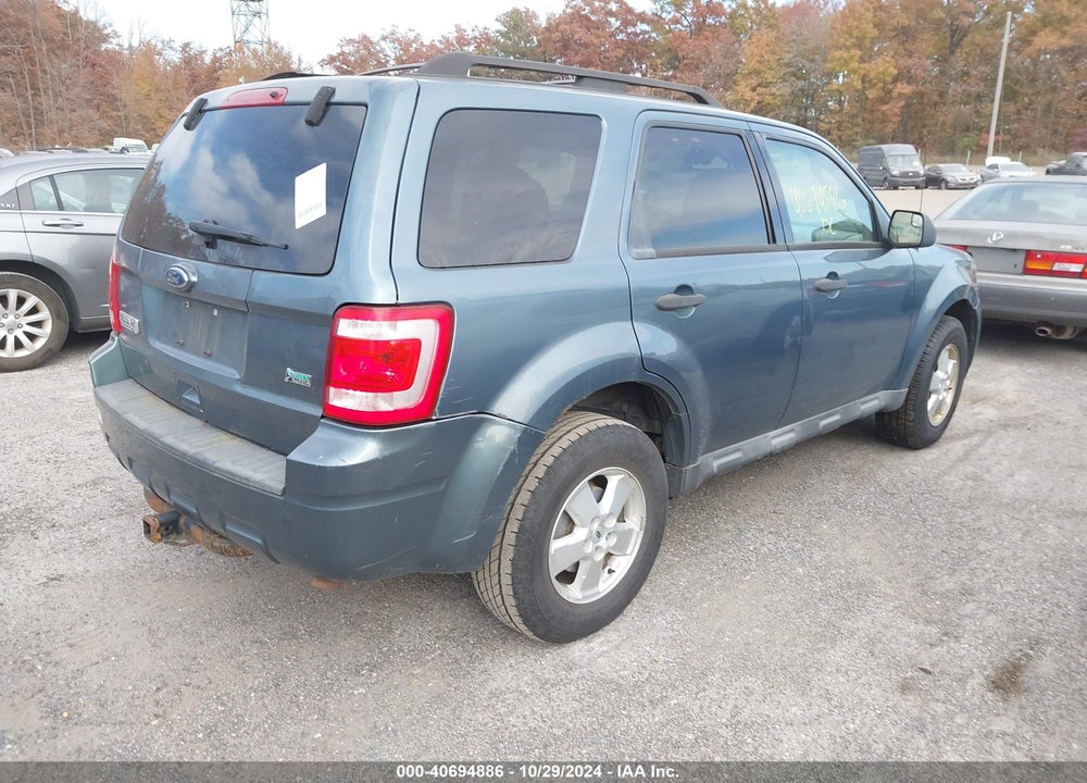 2010 FORD ESCAPE XLT VIN: 1FMCU9DG7AKB27732
