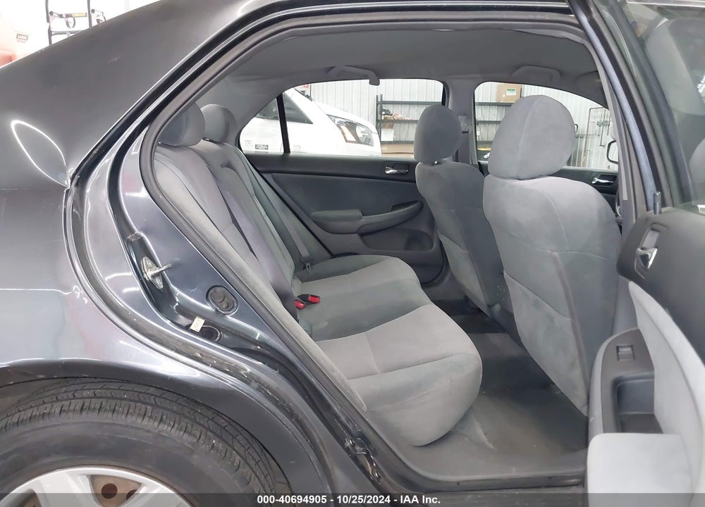 2003 HONDA ACCORD 2.4 LX VIN: 1HGCM56313A014098