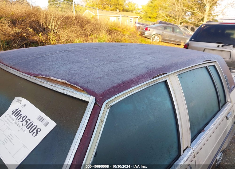 1984 OLDSMOBILE 98 REGENCY VIN: 1G3AG69Y5EM742079