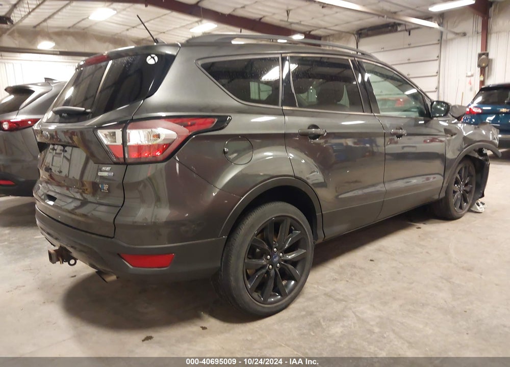 2018 FORD ESCAPE SE VIN: 1FMCU9GD5JUA84661