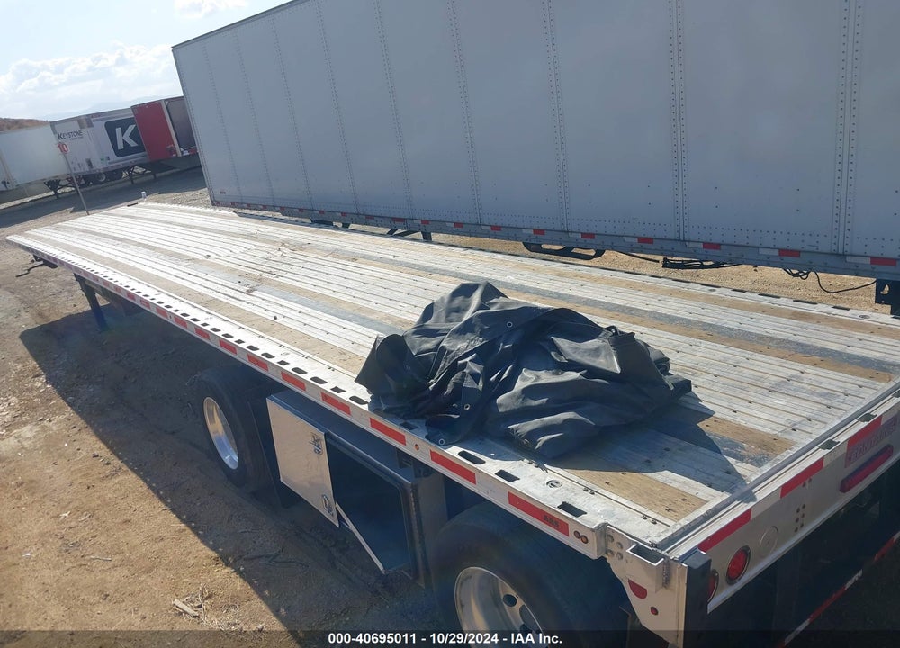 2018 FONTAINE TRAILER CO TRAILER VIN: 13N148206J1525981