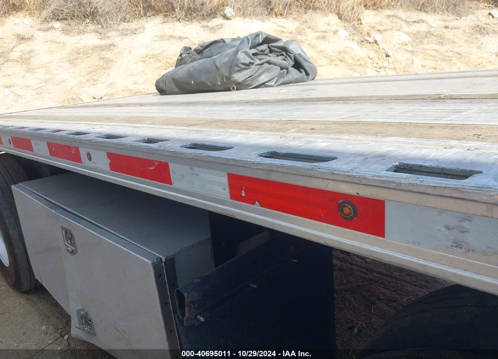 2018 FONTAINE TRAILER CO TRAILER VIN: 13N148206J1525981