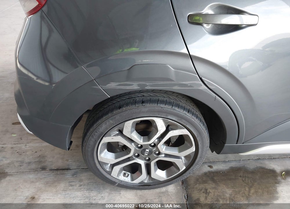 2021 KIA SOUL X-LINE VIN: KNDJ23AU3M7755755