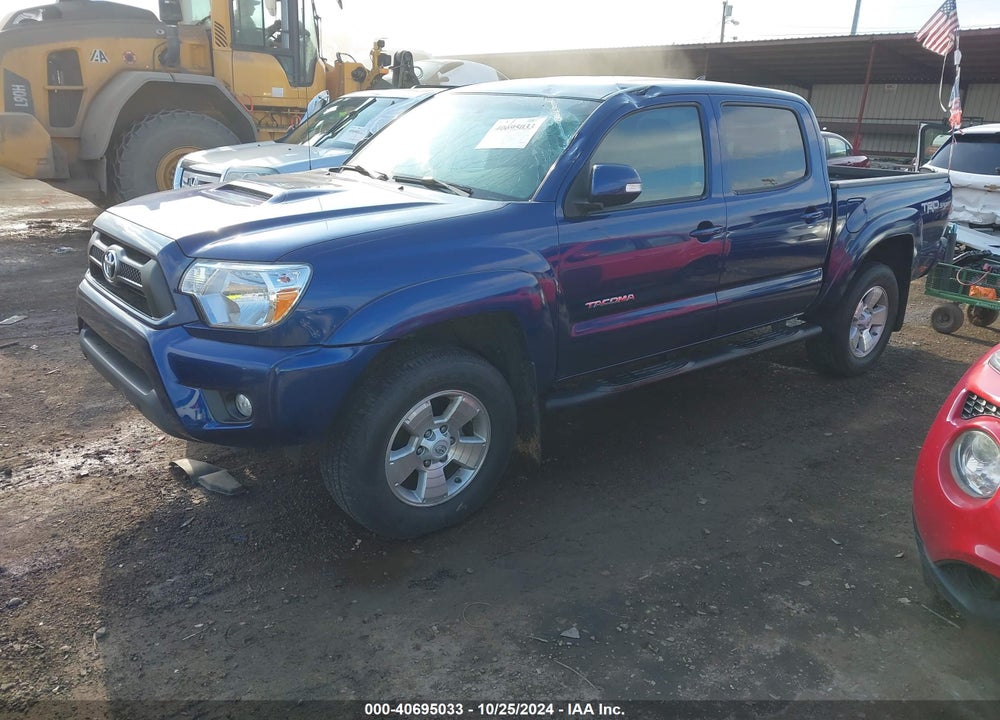 2015 TOYOTA TACOMA BASE V6 VIN: 3TMLU4EN3FM196275