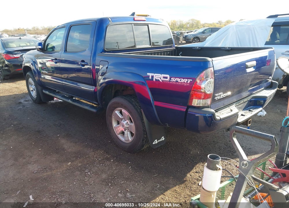 2015 TOYOTA TACOMA BASE V6 VIN: 3TMLU4EN3FM196275