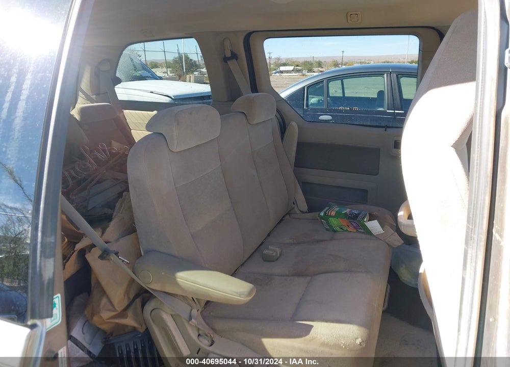 2006 FORD FREESTAR SE VIN: 2FMZA51666BA46021