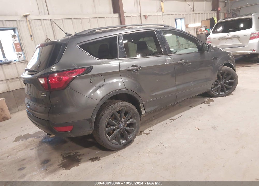 2019 FORD ESCAPE SE VIN: 1FMCU9GD4KUC06296