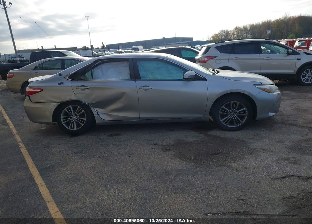 2015 TOYOTA CAMRY SE VIN: 4T1BF1FK2FU078895