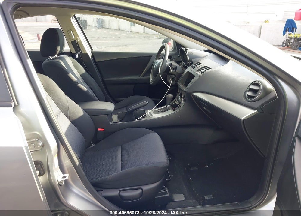 2010 MAZDA 3 I TOURING VIN: JM1BL1SG3A1167173