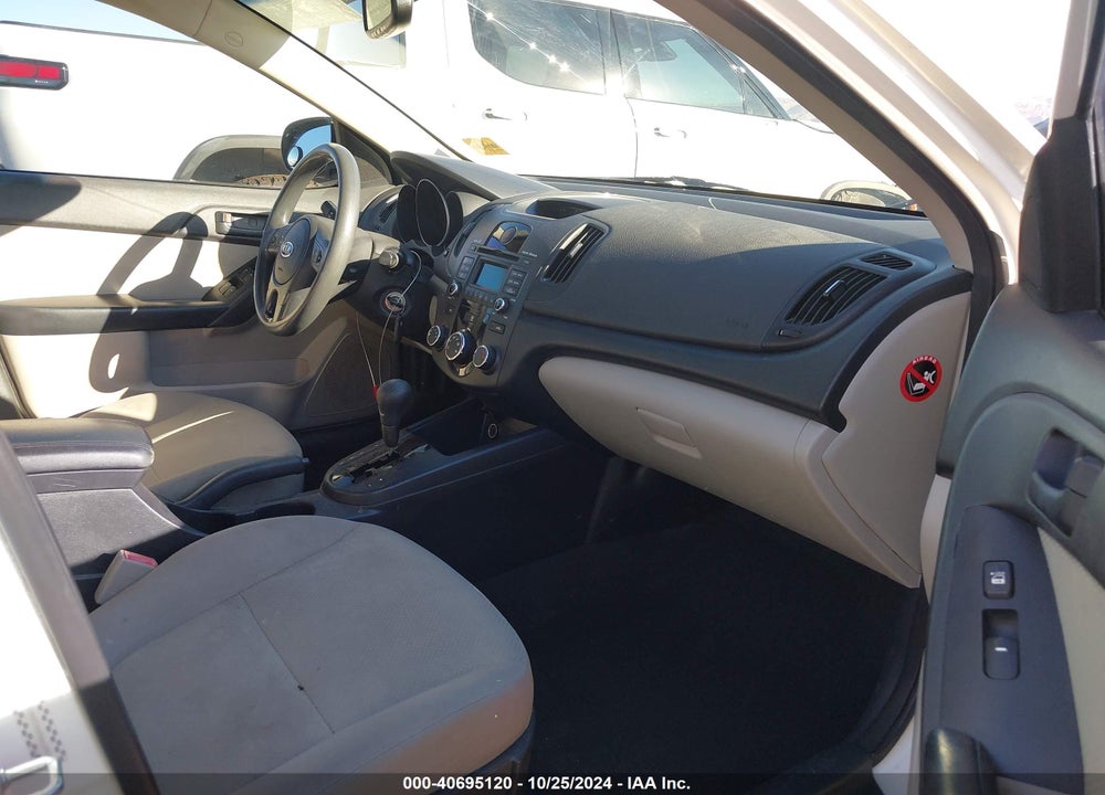 2010 KIA FORTE EX VIN: KNAFU4A25A5288332