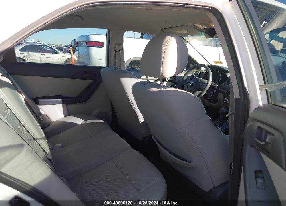 2010 KIA FORTE EX VIN: KNAFU4A25A5288332