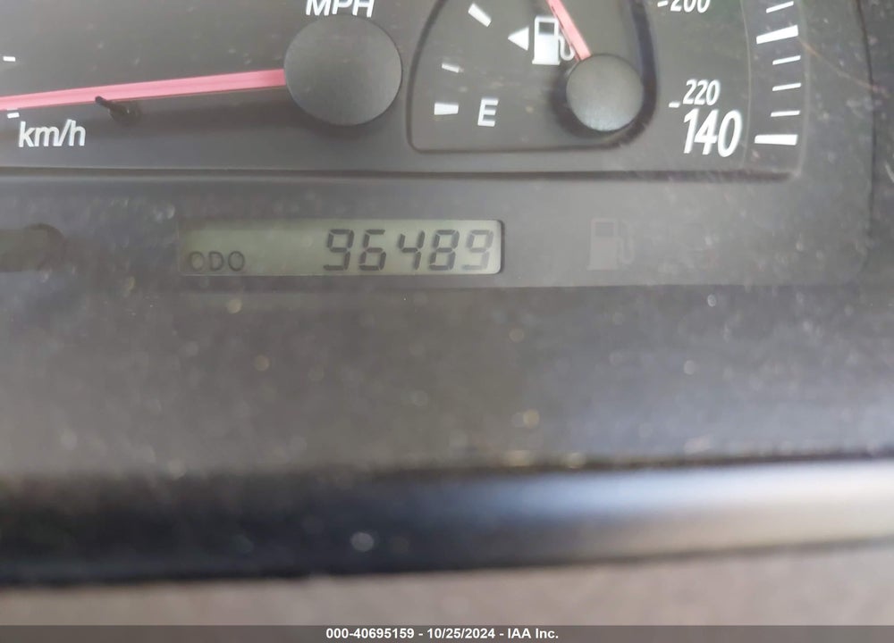 2003 TOYOTA CAMRY LE VIN: 4T1BE32KX3U749102