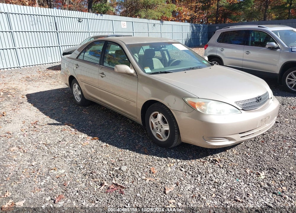 2003 TOYOTA CAMRY LE VIN: 4T1BE32KX3U749102