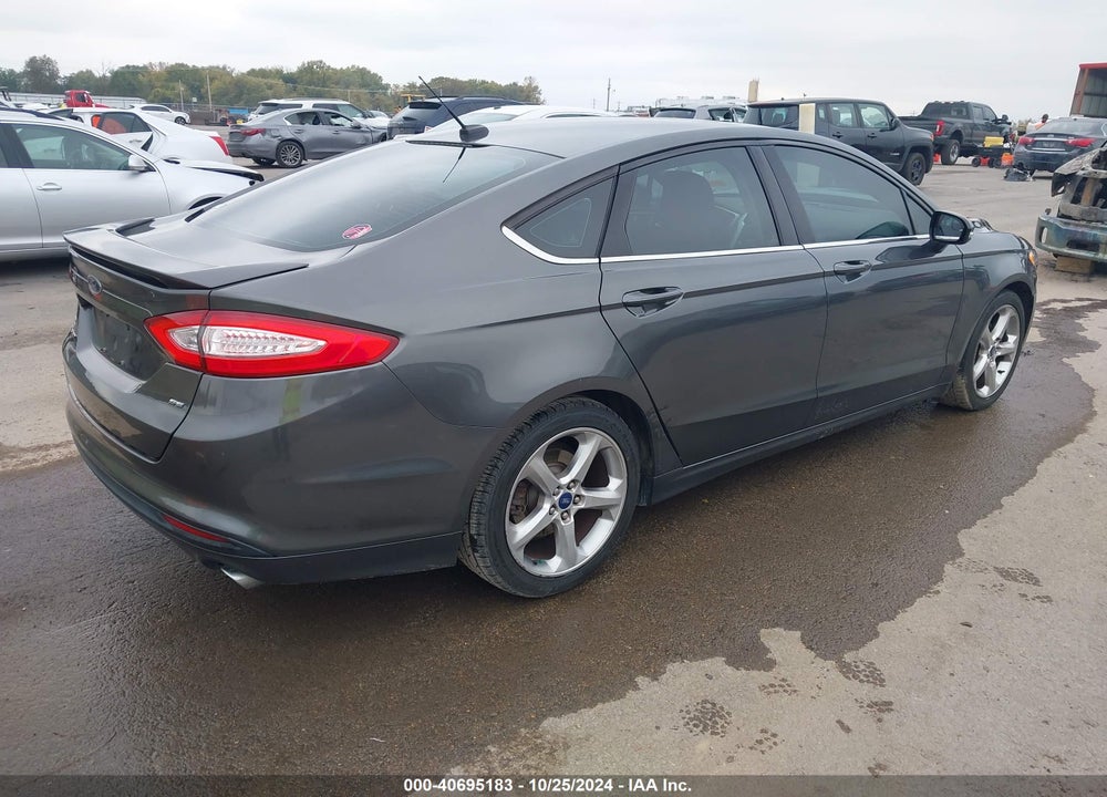 2015 FORD FUSION SE VIN: 3FA6P0H73FR234350