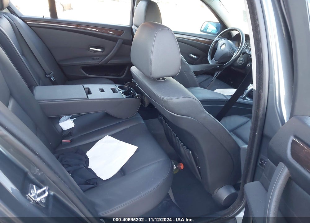 2008 BMW 528I VIN: WBANU53578CT00236