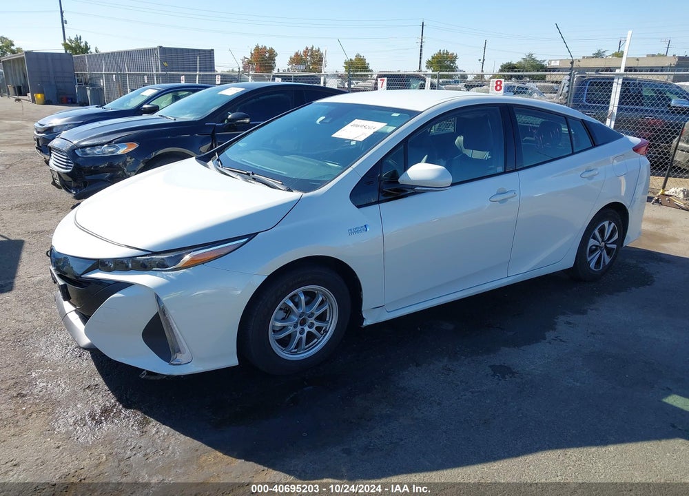 2018 TOYOTA PRIUS PRIME PREMIUM VIN: JTDKARFP1J3101675